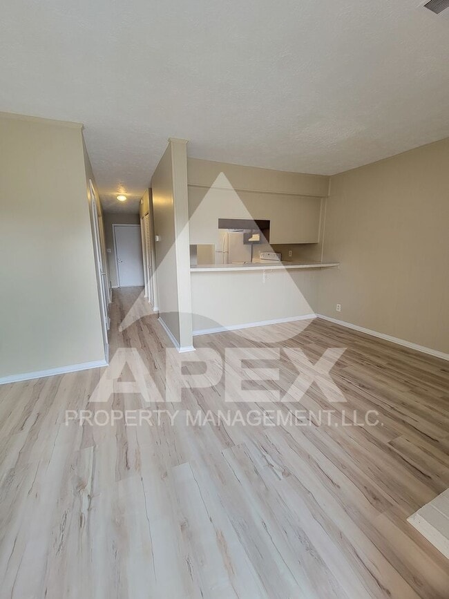 Photo - 9148 Cedarpark Ln NW