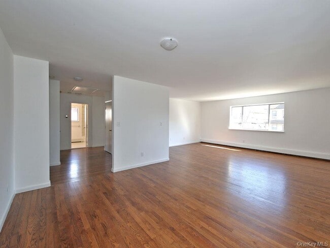 Photo - 83 Grandview Ave Unidad 2nd floor