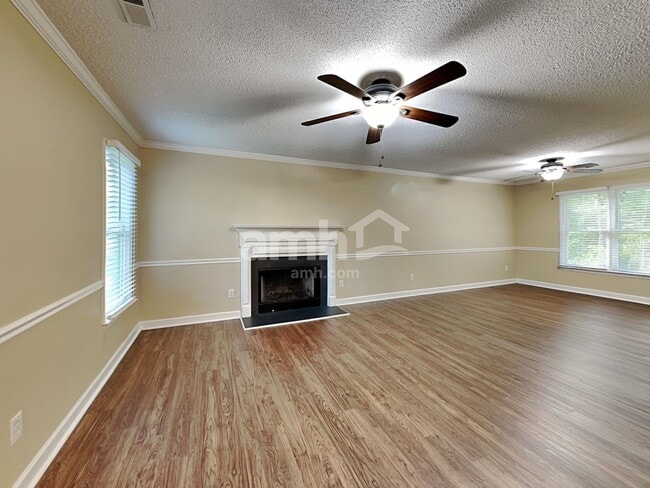 Photo - 3100 Twatchman Dr