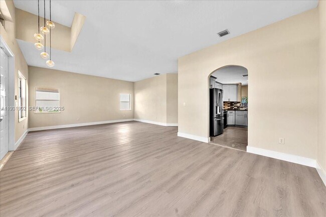 Photo - 17062 NW 16th St