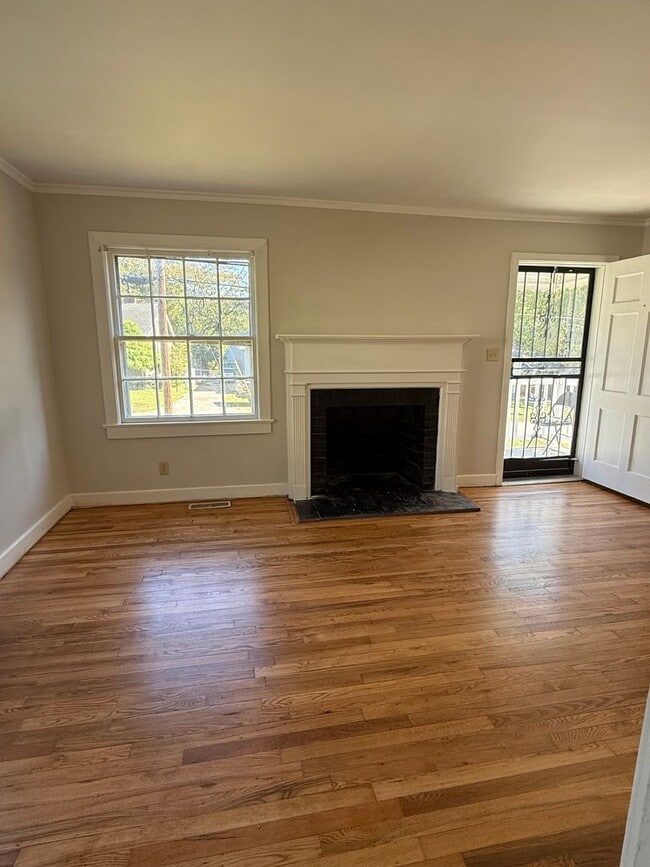 Photo - Charming 2 Bedroom Rental with Fresh Updates