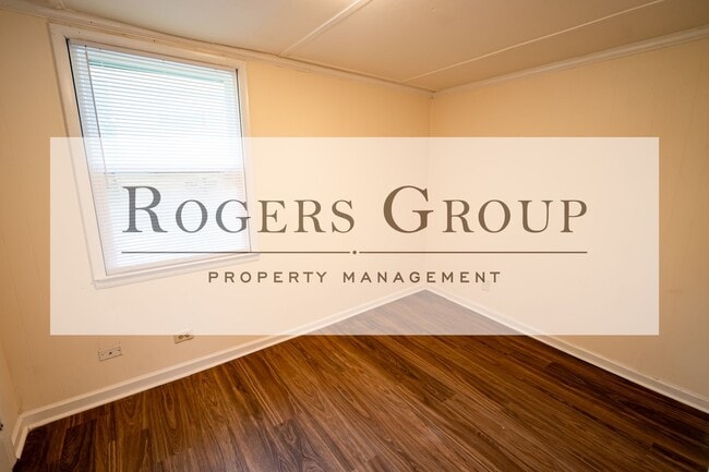 Photo - 453 Merriman St