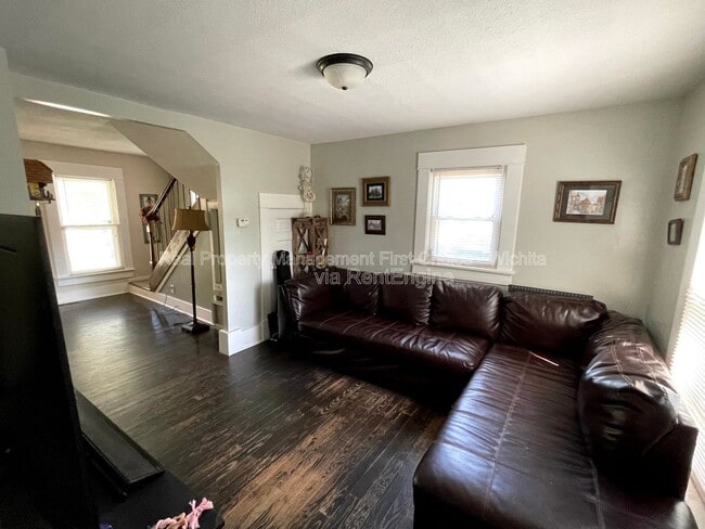 Photo - 830 S Fern St