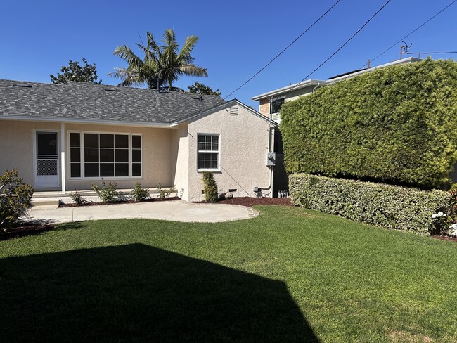 Photo - 5818 E Scrivener St