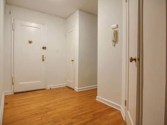 Photo - 88-10 34th Ave Unidad 5D