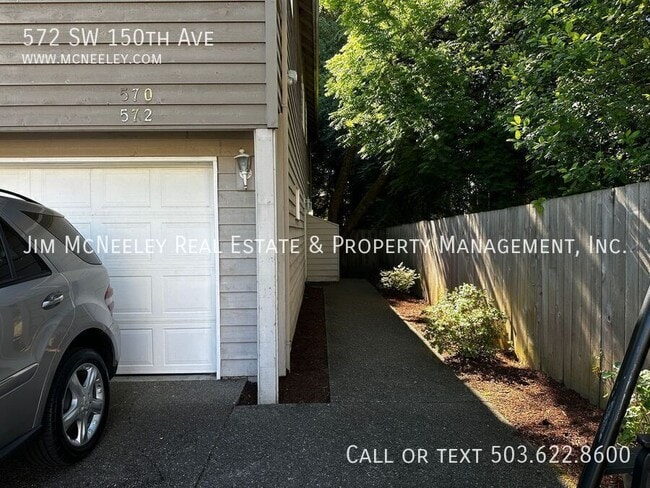 Photo - 572 SW 150th Ave
