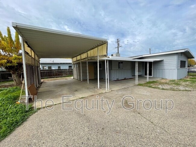 Photo - 856 W Chestnut St Unit HOUSE