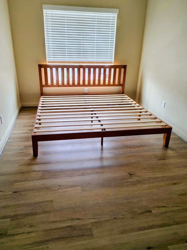 Photo - 64497 Brae Burn Ave