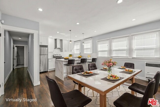 Photo - 1754 N La Brea Ave