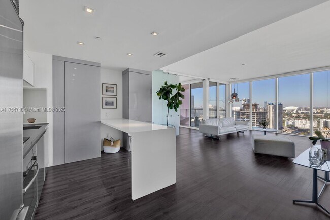 Photo - 1040 Biscayne Blvd Unit 2507