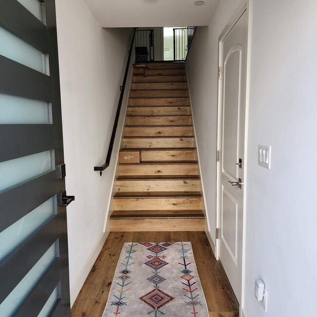 Photo - 13826 Bessemer St Unit 13824