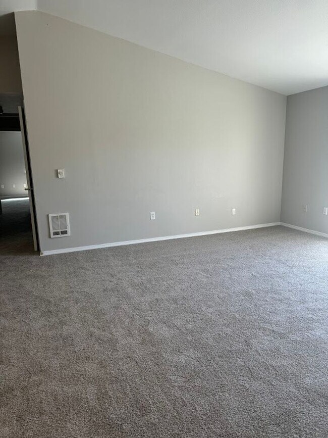 Photo - Everything you’ve been dreaming of is here... Unidad 31