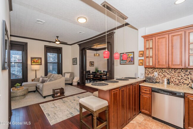 Photo - 1 Spring St Unit 201