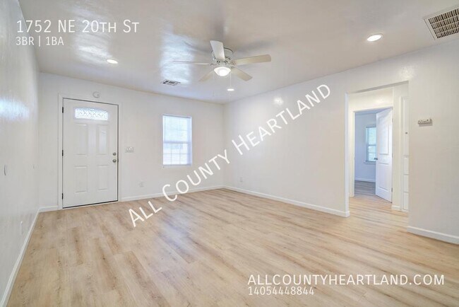 Photo - 1752 NE 20th St