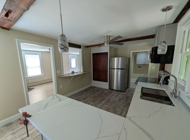 Photo - 61 Island St Unit 1