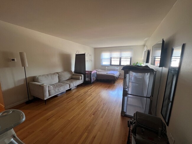 Photo - Greenview Apartments