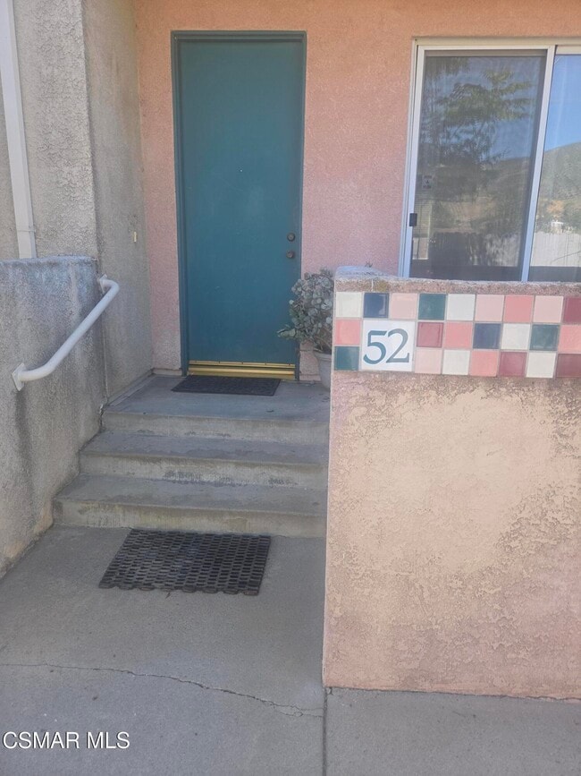 Building Photo - 13901 Olive View Ln