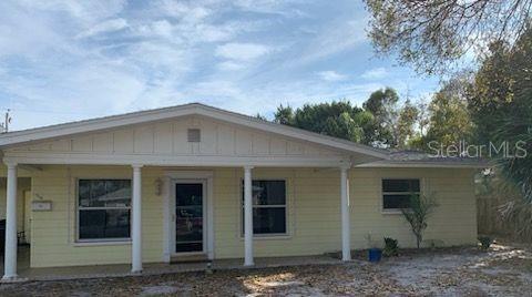 Photo - 116 Aurora St E