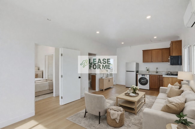 Building Photo - 8959 Hargis St Unit 2