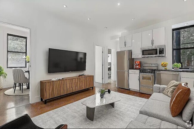 Building Photo - 201 Allen St Rental