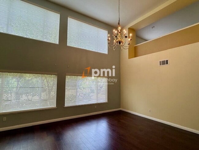 Photo - 732 Antiquity Dr