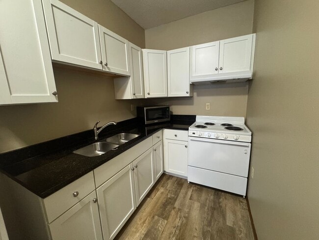 Photo - 217-219 Bates Ave Unit 219 - 1