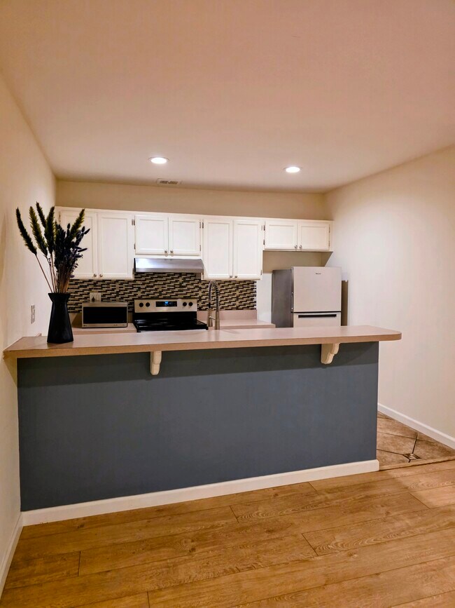 5414 Newcastle Ave Unidad 42