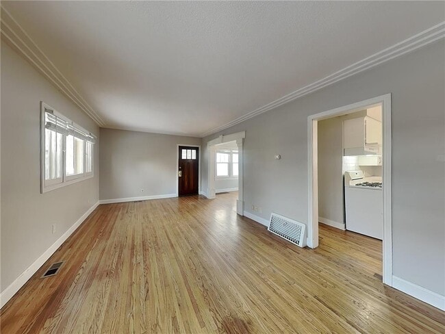 Photo - 3610 Oakdale Ave N