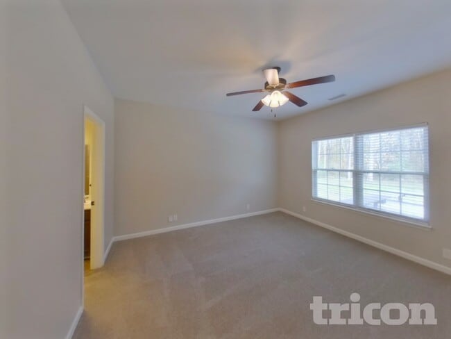 Photo - 216 Winding Branch Ct