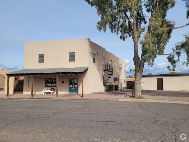 Building Photo - 73 S Tegner St Rental