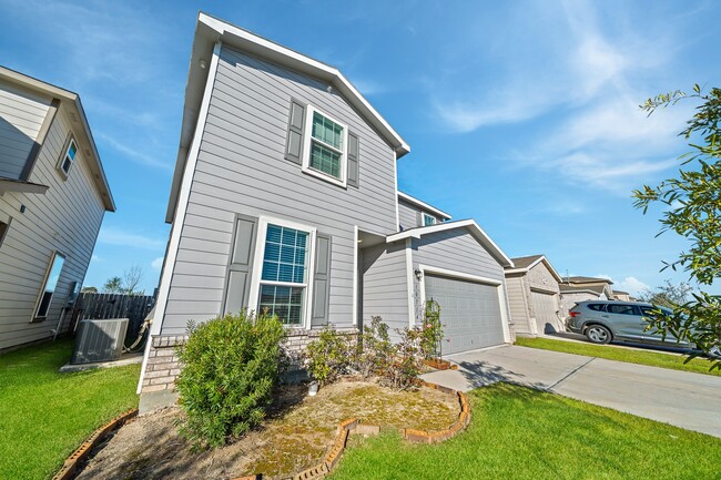 Photo - 10714 Cashew Run Ln