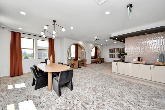 Photo - 1617 Enid St Unit 264