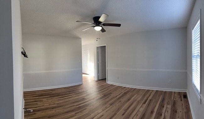 Photo - Neighborhood Home