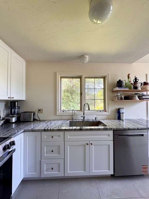 Photo - 12 Birchwood Ln