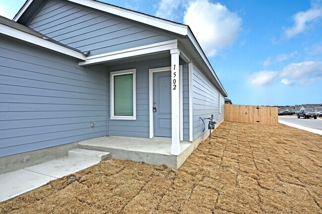 Photo - 1502 Tiptop Mdw