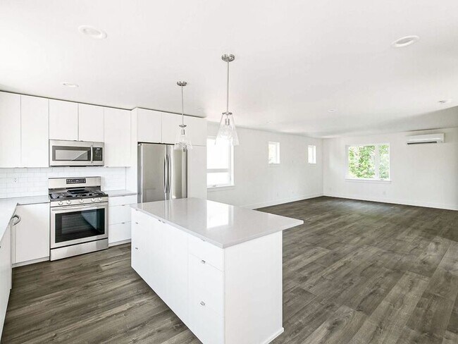 Photo - 3654 SE 67th Ave Unit A