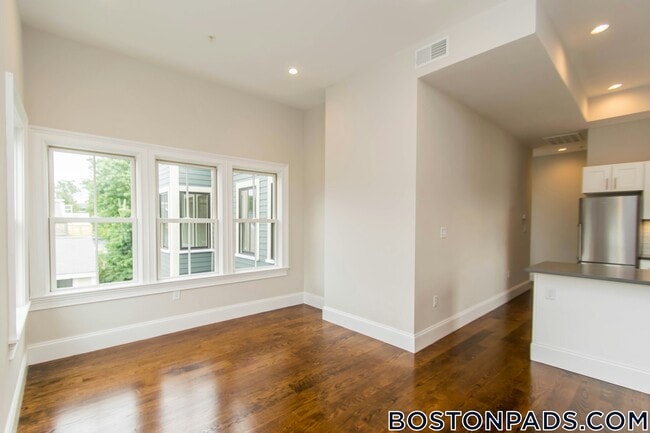 Photo - 124 Columbia St Unidad 3