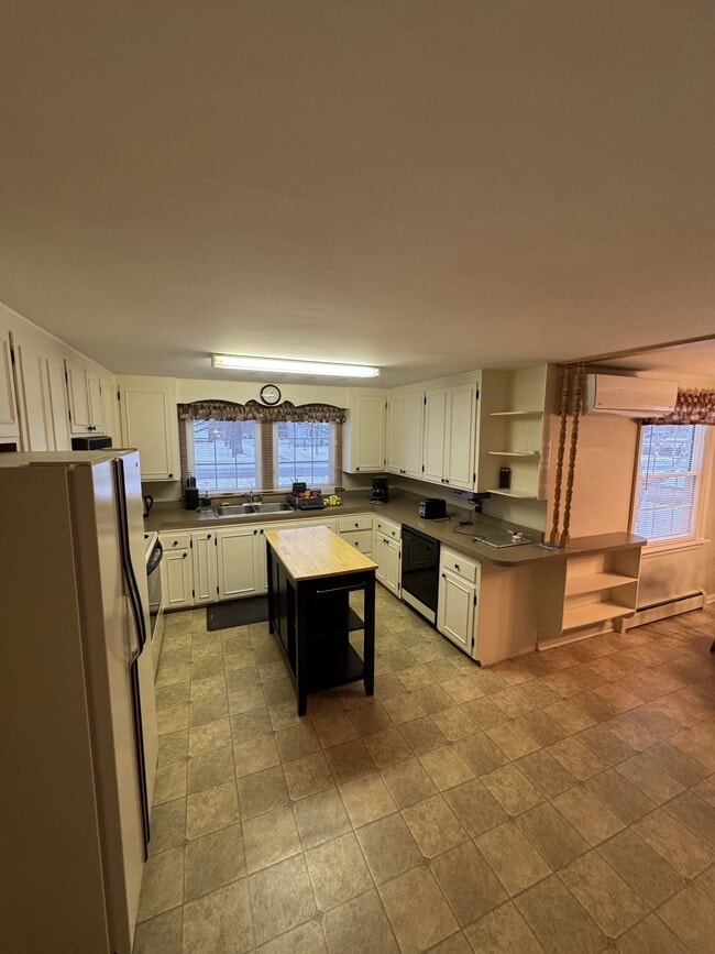 Photo - 53 Maple Ave Unit 3