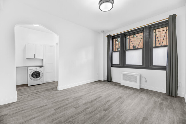 Photo - 1010 25th St NW Unidad 110 Rental