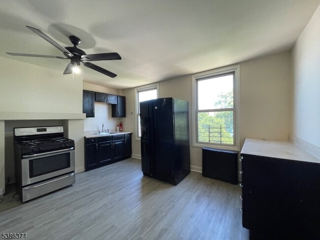 Photo - 115 Park Ave