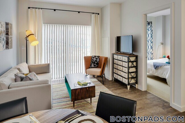 Photo - 240 Sidney St Unidad STH