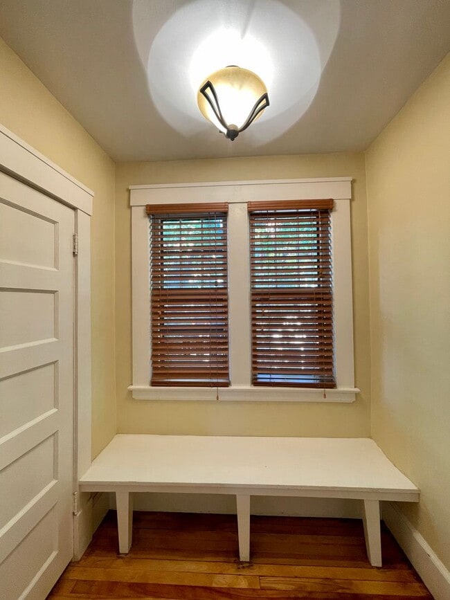 Photo - Elegant 4 Bedroom 2 Bathroom Home in South...