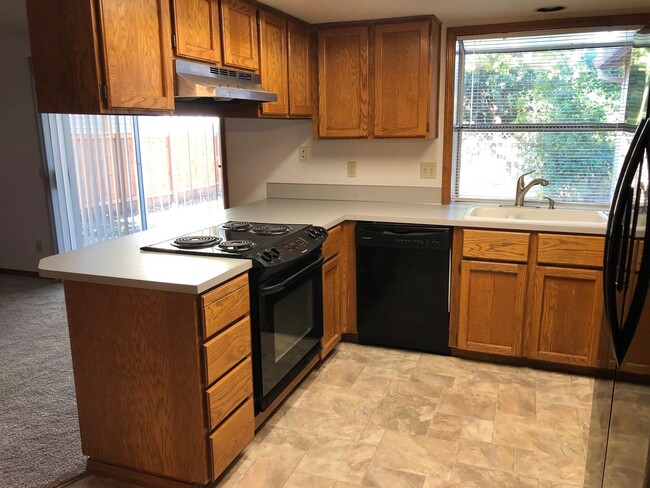 Photo - 3911 NW 166th Dr