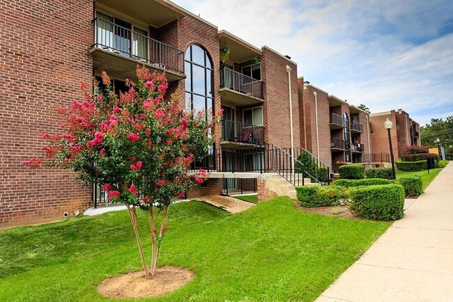 Strathmore House Apartments