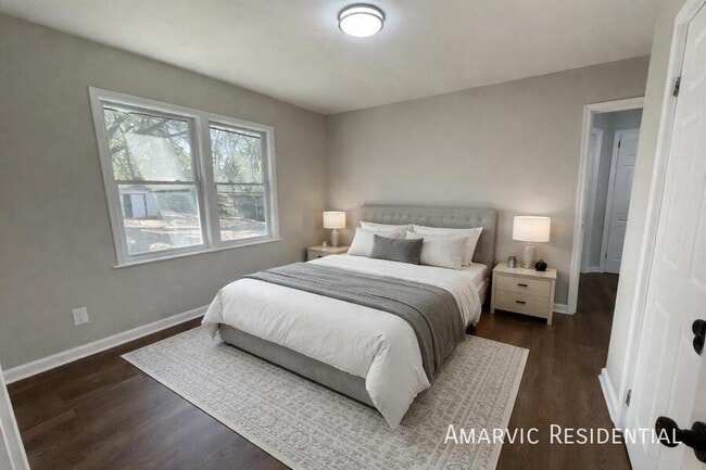 Photo - 5303 Birch Rd