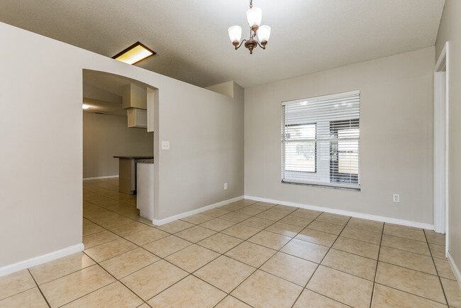 Photo - 115 Pine Top Ln