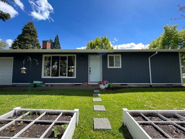 Building Photo - 2630 NE 111th Ave Unit 2630