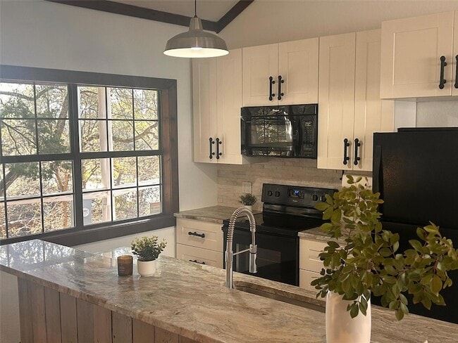 Photo - 15104 Texas St