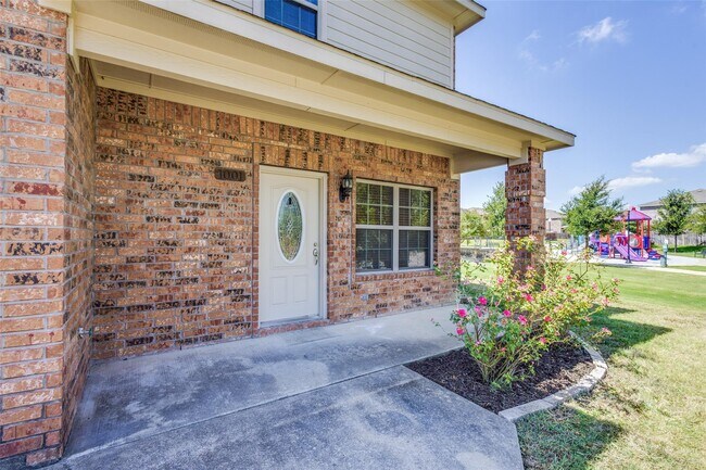 Photo - 1001 E College Ave