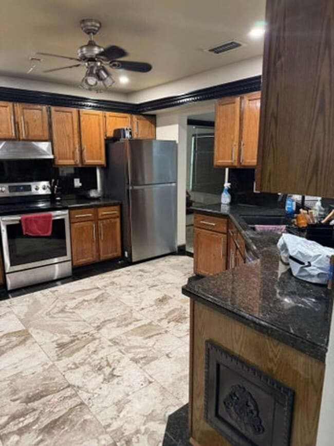 Photo - 5065 Willow Pond Rd W